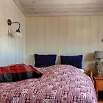 Pet Friendly In With Sauna הובדן